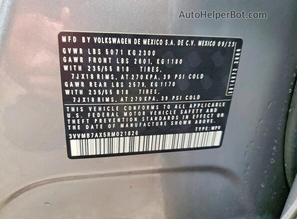 3VVMB7AX5RM021826 2024 VOLKSWAGEN TIGUAN Silver Widok naklejki z numerem VIN