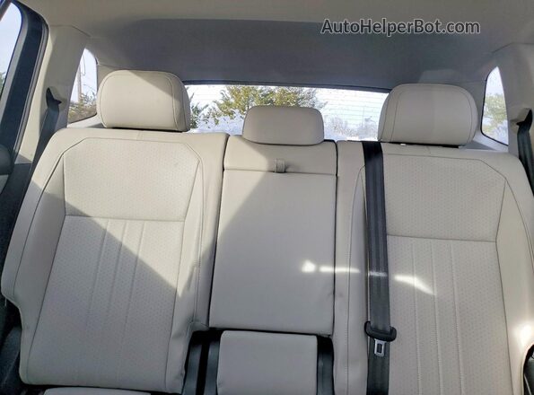3VVMB7AX7PM070104 2023 VOLKSWAGEN TIGUAN Blue Vista de los asientos traseros
