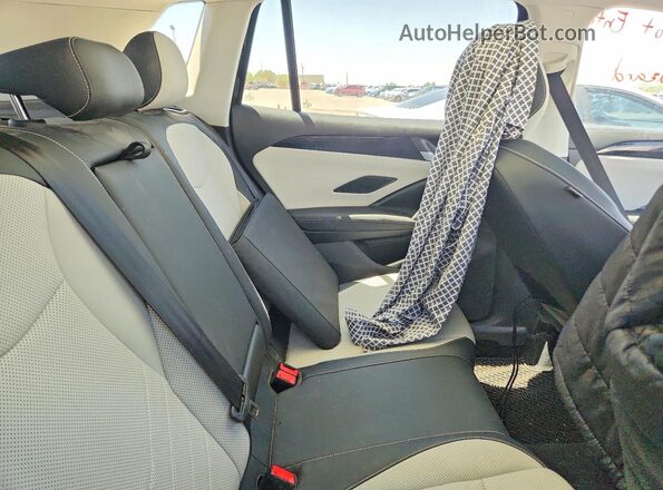 3VVMR7RM0SM025648 2025 VOLKSWAGEN TIGUAN Black Rear interior view