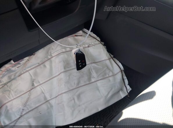 3VVMR7RM2TM014152 2026 VOLKSWAGEN TIGUAN Black Widok deski rozdzielczej