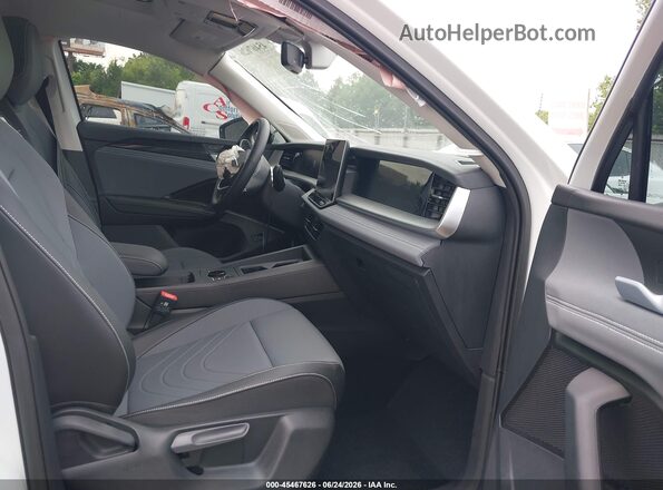 3VVMR7RM9SM045560 2025 VOLKSWAGEN TIGUAN White Вид салону спереду