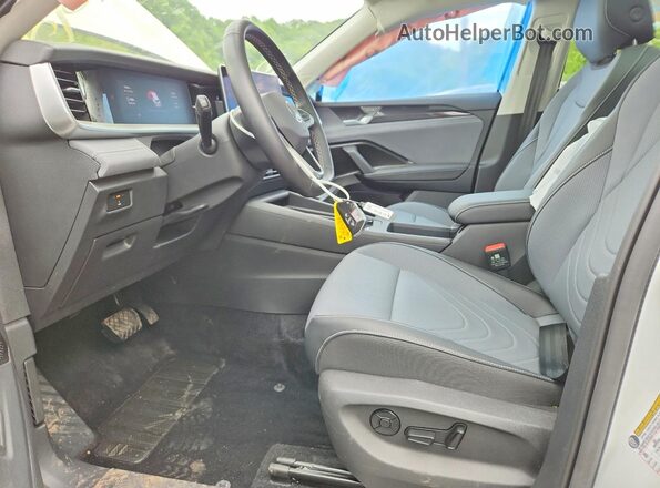 3VVMR7RMXTM015436 2026 VOLKSWAGEN TIGUAN White 