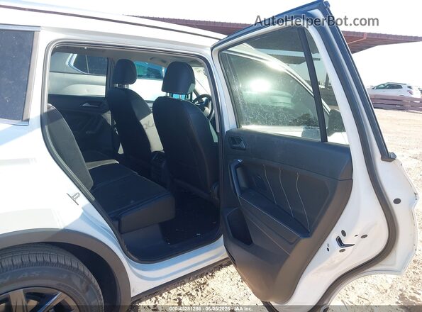 3VVNB7AX2PM035653 2023 VOLKSWAGEN TIGUAN White VIN sticker view