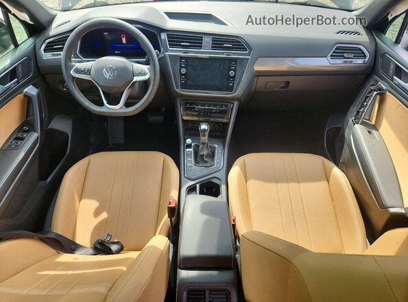 3VVNB7AX2PM067194 2023 VOLKSWAGEN TIGUAN Black Вид панелі приладів