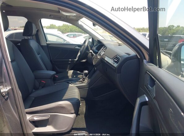 3VVNB7AX3PM132411 2023 VOLKSWAGEN TIGUAN Gray Vista interior delantera