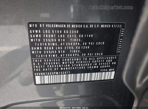 3VVNB7AX3PM132411 2023 VOLKSWAGEN TIGUAN Gray Vista del compartimento del motor