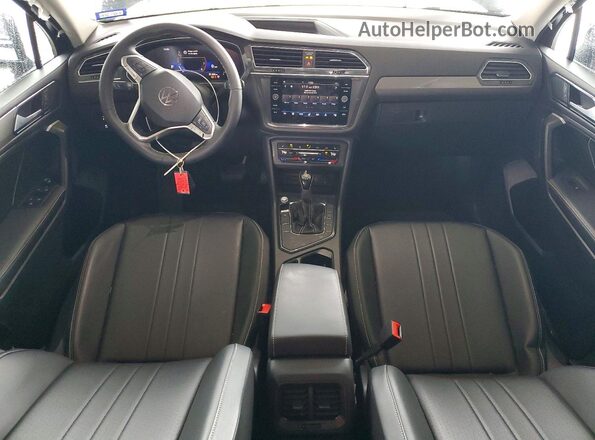 3VVNB7AX5RM188210 2024 VOLKSWAGEN TIGUAN Black Widok deski rozdzielczej