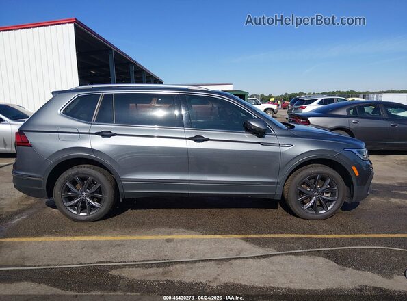 3VVNB7AX6PM128420 2023 VOLKSWAGEN TIGUAN Gray Widok wnętrza z tyłu