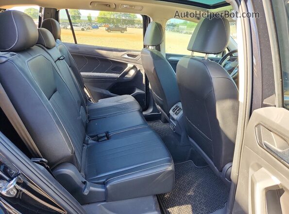 3VVNB7AX7RM187379 2024 VOLKSWAGEN TIGUAN Black Widok wnętrza z tyłu