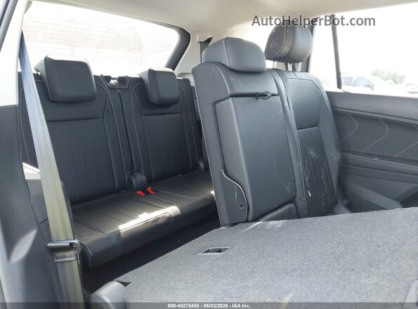 3VVNB7AX8RM016432 2024 VOLKSWAGEN TIGUAN Gray VIN sticker view