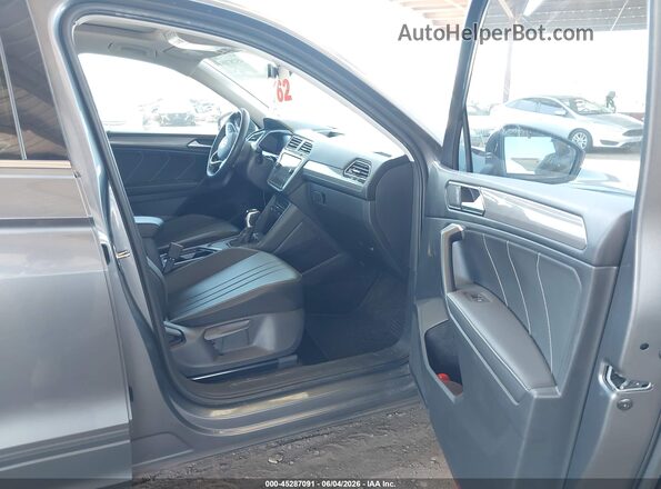 3VVNB7AX8RM159994 2024 VOLKSWAGEN TIGUAN Gray Widok wnętrza z przodu