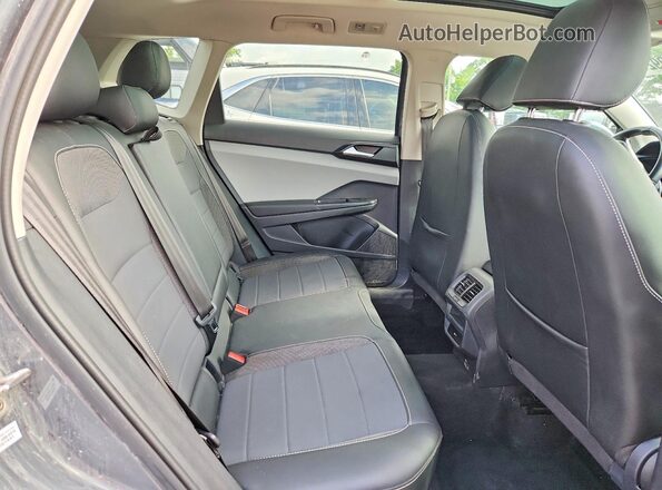 3VVNX7B20PM304253 2023 VOLKSWAGEN TAOS Gray Vista interior trasera
