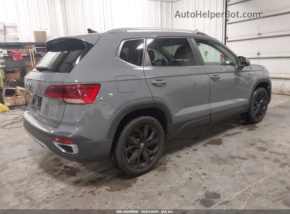3VVPX7B28NM096841 2022 VOLKSWAGEN TAOS Серый Задняя правая четверть
