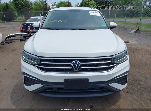 3VVRB7AX0PM131959 2023 VOLKSWAGEN TIGUAN White Вид задньої частини салону