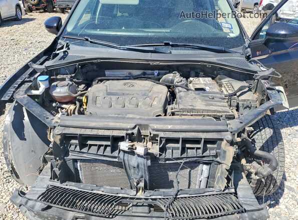 3VVRB7AX9PM063189 2023 VOLKSWAGEN TIGUAN Black Widok komory silnika