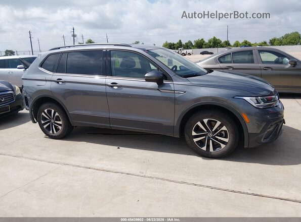 3VVRB7AX9RM036089 2024 VOLKSWAGEN TIGUAN Gray Սալոնի հետևի տեսք