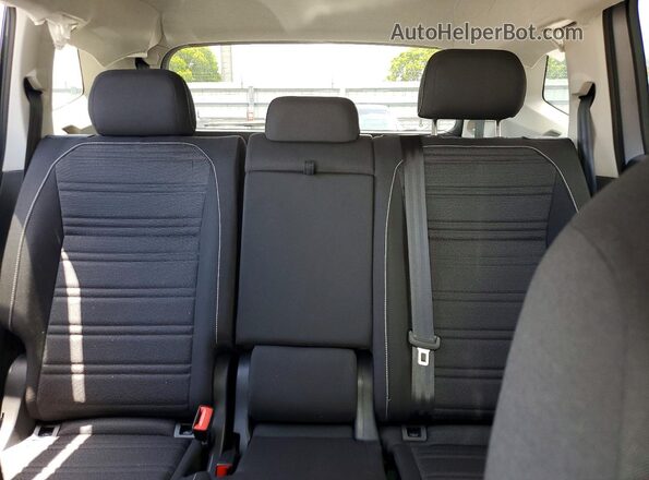 3VVRB7AX9RM052261 2024 VOLKSWAGEN TIGUAN Silver 