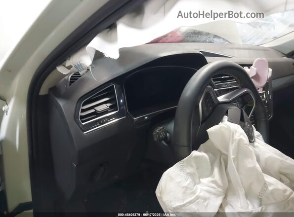 3VVRB7AXXPM042951 2023 VOLKSWAGEN TIGUAN White 
