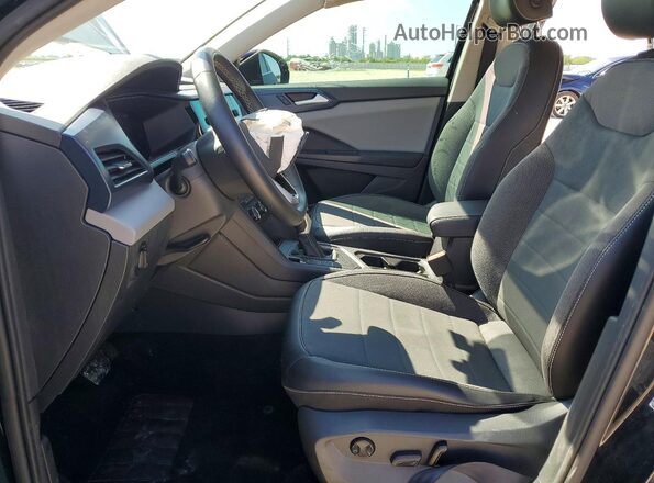 3VVRX7B21NM080327 2022 VOLKSWAGEN TAOS Black Widok wnętrza z przodu