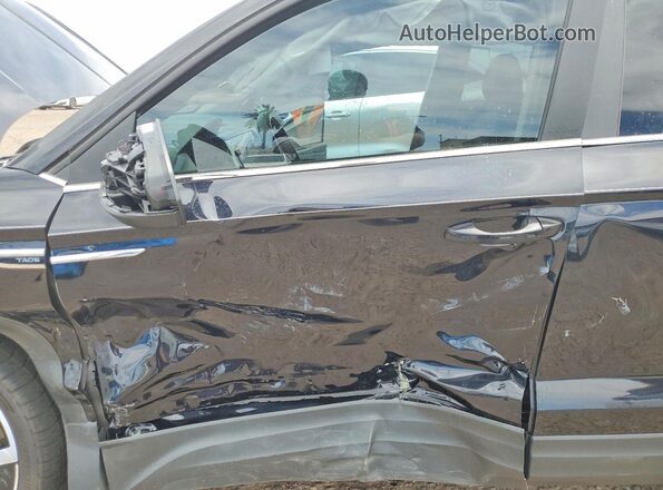 3VVRX7B22NM036742 2022 VOLKSWAGEN TAOS Black Սալոնի դիմացի տեսք