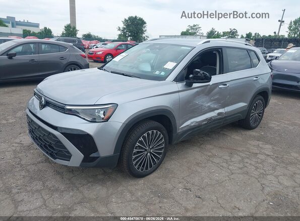 3VVSC7B21TM064462 2026 VOLKSWAGEN TAOS Серебряный Передняя левая четверть