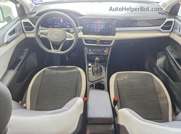 3VVSC7B22SM011851 2025 VOLKSWAGEN TAOS White Vista del salpicadero