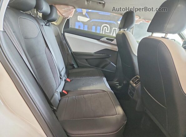 3VVSC7B22SM011851 2025 VOLKSWAGEN TAOS White Vista de los asientos traseros