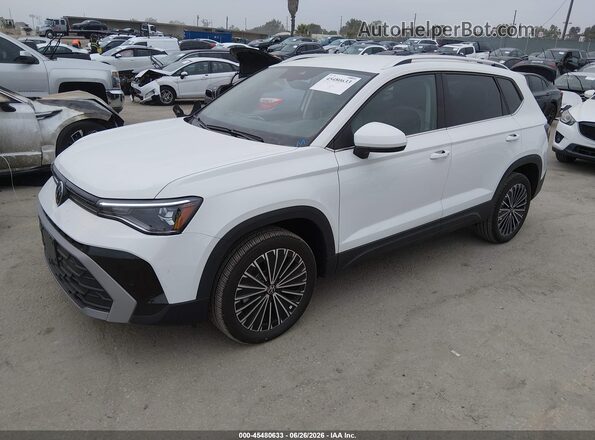 3VVSC7B22SM077090 2025 VOLKSWAGEN TAOS White Առջևի ձախ երեք քառորդ տեսարան