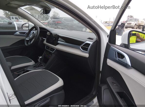 3VVSC7B22SM077090 2025 VOLKSWAGEN TAOS White Սալոնի դիմացի տեսք