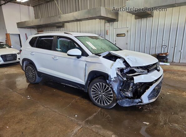 3VVSC7B26TM010171 2026 VOLKSWAGEN TAOS White Front right