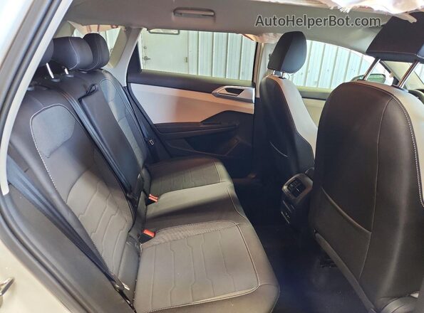 3VVSC7B26TM010171 2026 VOLKSWAGEN TAOS White Rear interior view