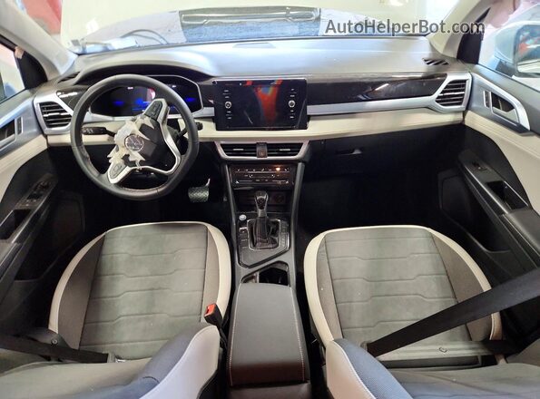 3VVSC7B26TM010171 2026 VOLKSWAGEN TAOS White Dashboard view
