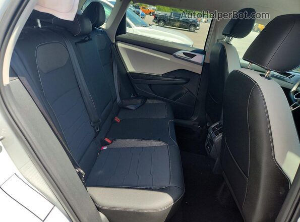 3VVSC7B26TM042778 2026 VOLKSWAGEN TAOS Белый Вид задней части салона
