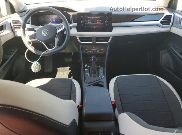 3VVSC7B2XSM011080 2025 VOLKSWAGEN TAOS Черный Вид панели приборов