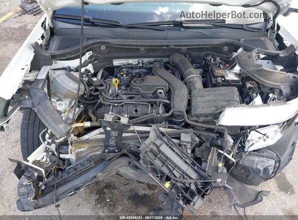 3VVSX7B24NM020057 2022 VOLKSWAGEN TAOS White Widok z tyłu