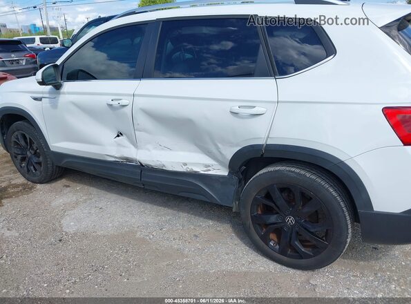 3VVTX7B20NM033165 2022 VOLKSWAGEN TAOS White Դիմացի տեսք