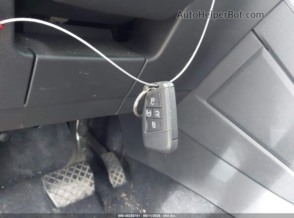 3VVTX7B20NM033165 2022 VOLKSWAGEN TAOS White Առջևի վահանակի տեսք