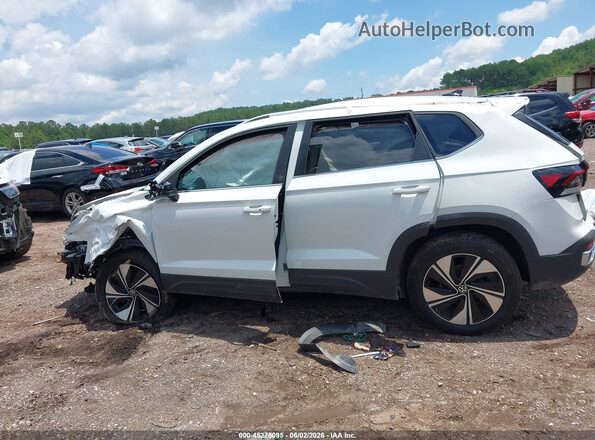 3VVUC7B24TM021467 2026 VOLKSWAGEN TAOS White Widok wnętrza z tyłu