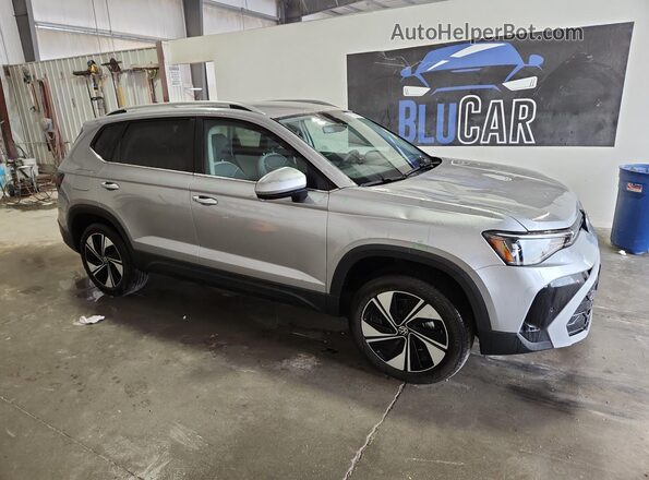 3VVUC7B25TM065610 2026 VOLKSWAGEN TAOS Silver Սալոնի 360 աստիճան տեսք