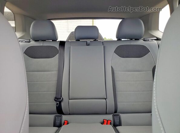 3VVUX7B24RM030456 2024 VOLKSWAGEN TAOS Blue Вид задніх сидінь