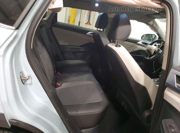3VVVC7B27TM016378 2026 VOLKSWAGEN TAOS Blue Սալոնի հետևի տեսք