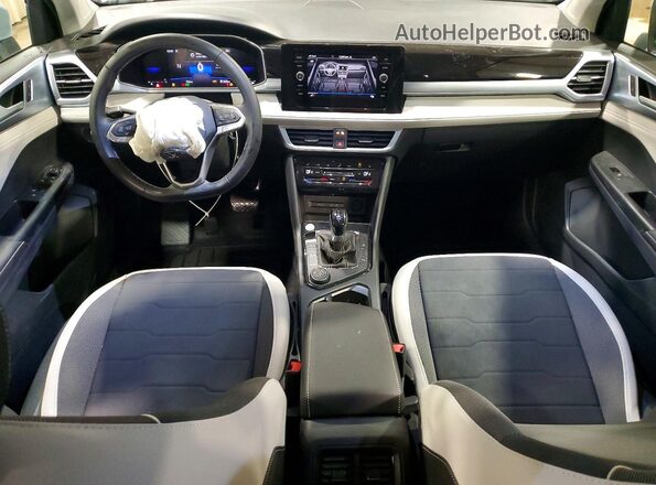 3VVVC7B27TM016378 2026 VOLKSWAGEN TAOS Blue Առջևի վահանակի տեսք