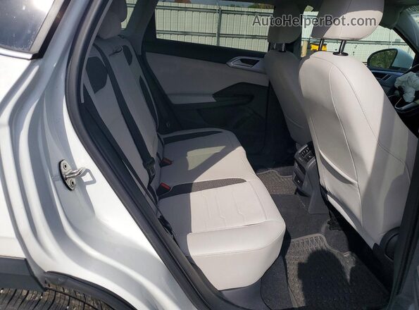 3VVVC7B2XSM005499 2025 VOLKSWAGEN TAOS White უკანა სალონის ხედი