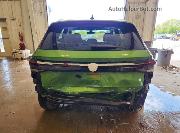 3VVVC7B2XSM043170 2025 VOLKSWAGEN TAOS Зеленый Вид сзади
