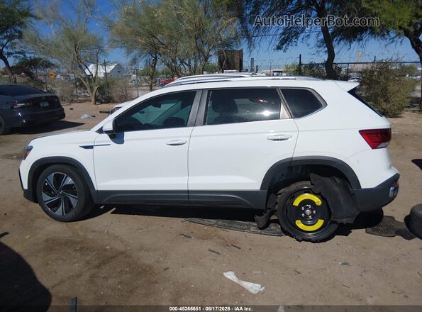 3VVVX7B20RM054791 2024 VOLKSWAGEN TAOS White 360 interior view
