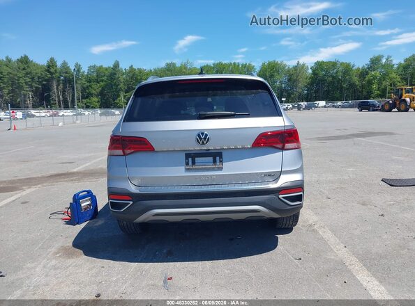 3VVVX7B24RM049898 2024 VOLKSWAGEN TAOS Silver 
