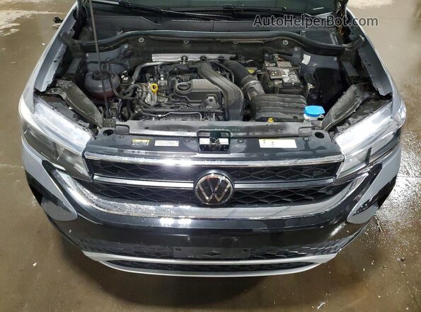 3VVVX7B29RM070035 2024 VOLKSWAGEN TAOS Gray Widok komory silnika