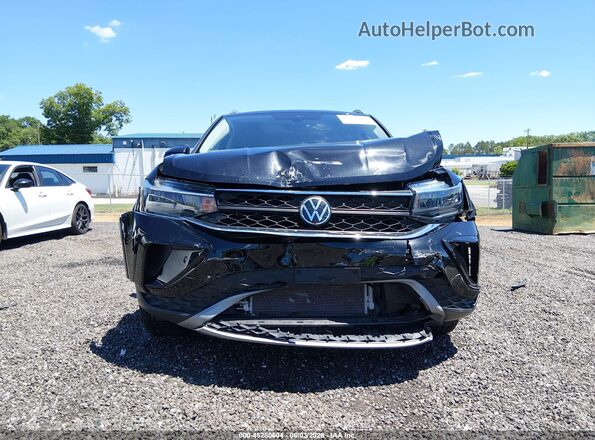 3VVVX7B2XRM027033 2024 VOLKSWAGEN TAOS Black Widok z przodu