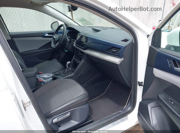 3VVYX7B29PM300196 2023 VOLKSWAGEN TAOS White Vista interior delantera