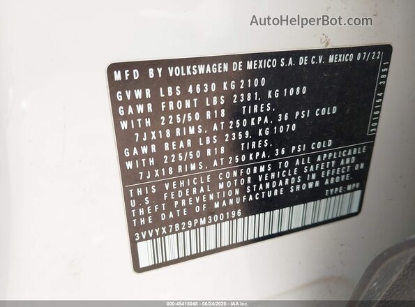 3VVYX7B29PM300196 2023 VOLKSWAGEN TAOS White Vista del compartimento del motor